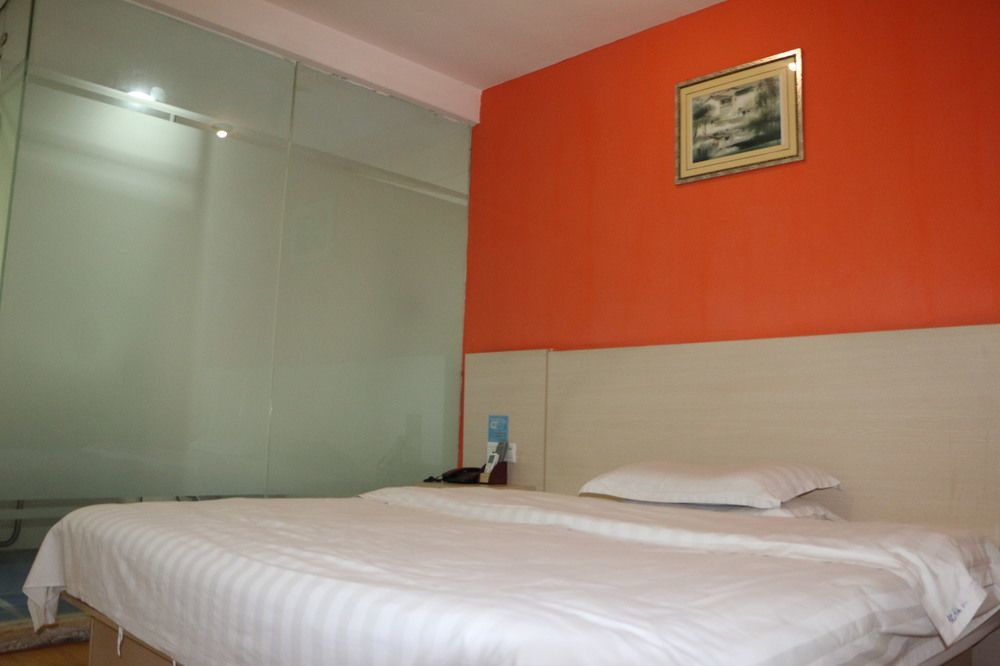 Yixin Business Hotel Canton Extérieur photo